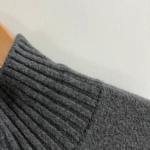 Banana Republic Factory Knee Length Sweater Dress Gray Size Small NEW - Picture 11 of 12